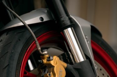 Comment purger ses freins moto